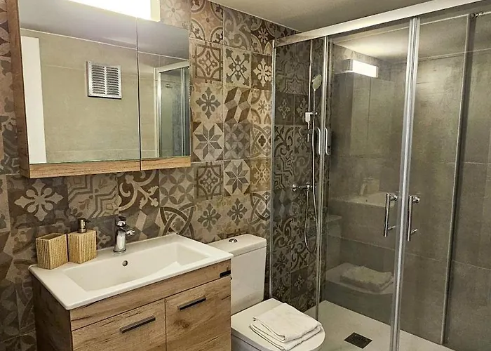 Sealife Citycenter Residences Апартаменти *