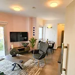 Sealife Citycenter Residences 아파트