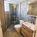 Sealife Citycenter Residences 아파트