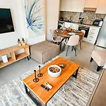 아파트 Sealife Citycenter Residences 라르나카