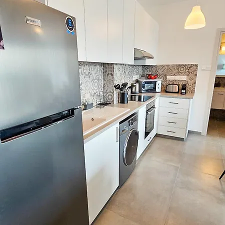 Sealife Citycenter Residences * 라르나카