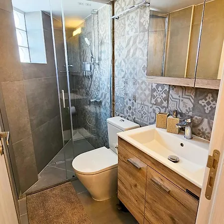 アパート Sealife Citycenter Residences ラルナカ