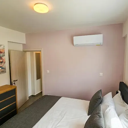 Sealife Citycenter Residences 라르나카