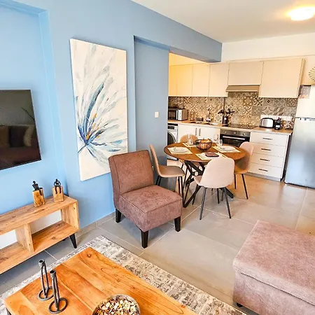Sealife Citycenter Residences アパート ラルナカ