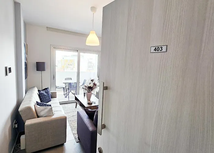 Sealife Citycenter Residences شقة *