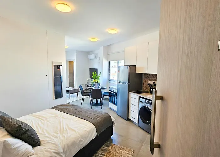 Sealife Citycenter Residences Апартаменты *